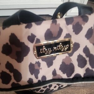 Itzy Ritzy Leopard Print Tote Bag in Pink